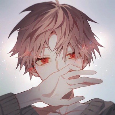 00后大学生关灯玩手机视网膜脱落